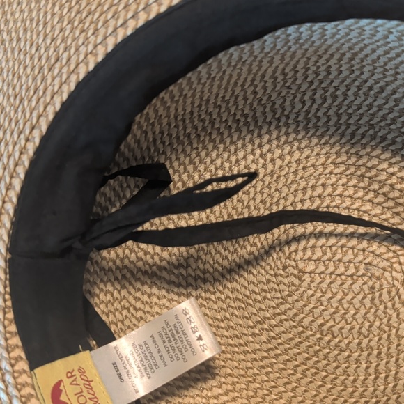 Solar Escapes Sun Hat, Adjustable - Picture 7 of 8